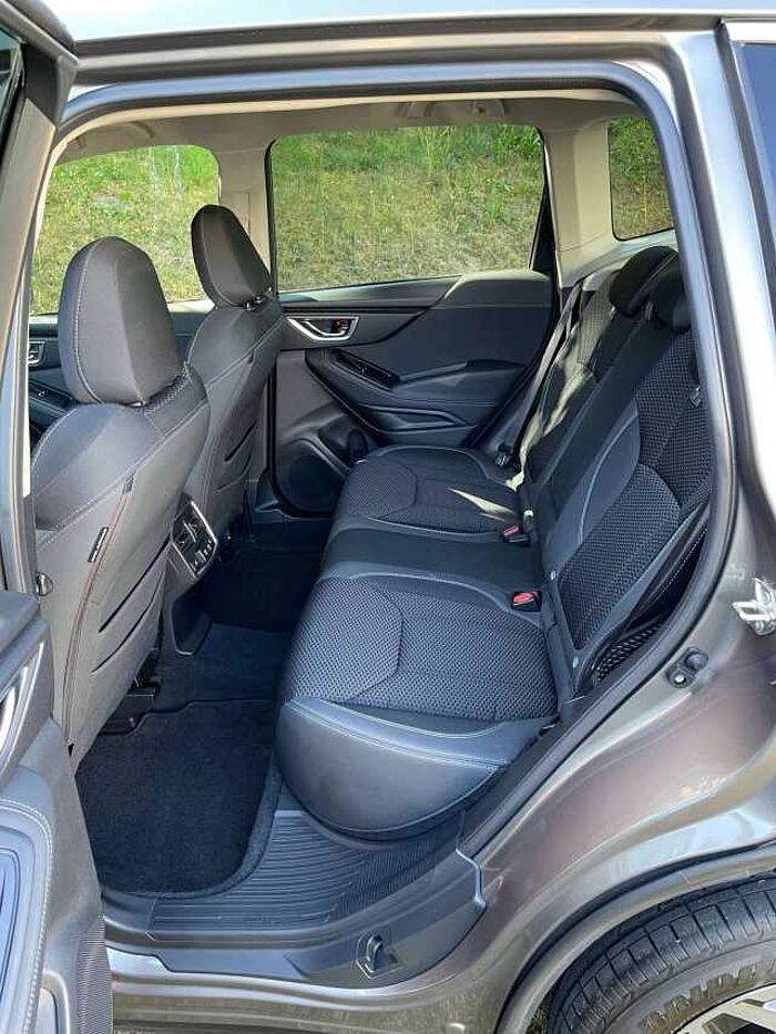 Subaru Forester Forester Hybrid 2.0ie Lineartronic Comfort