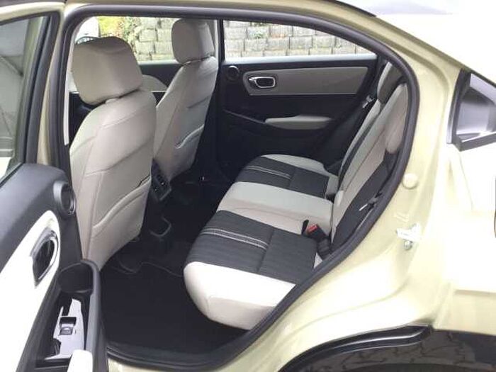Honda HR-V e:HEV 1.5 i-MMD Hybrid Advance Style